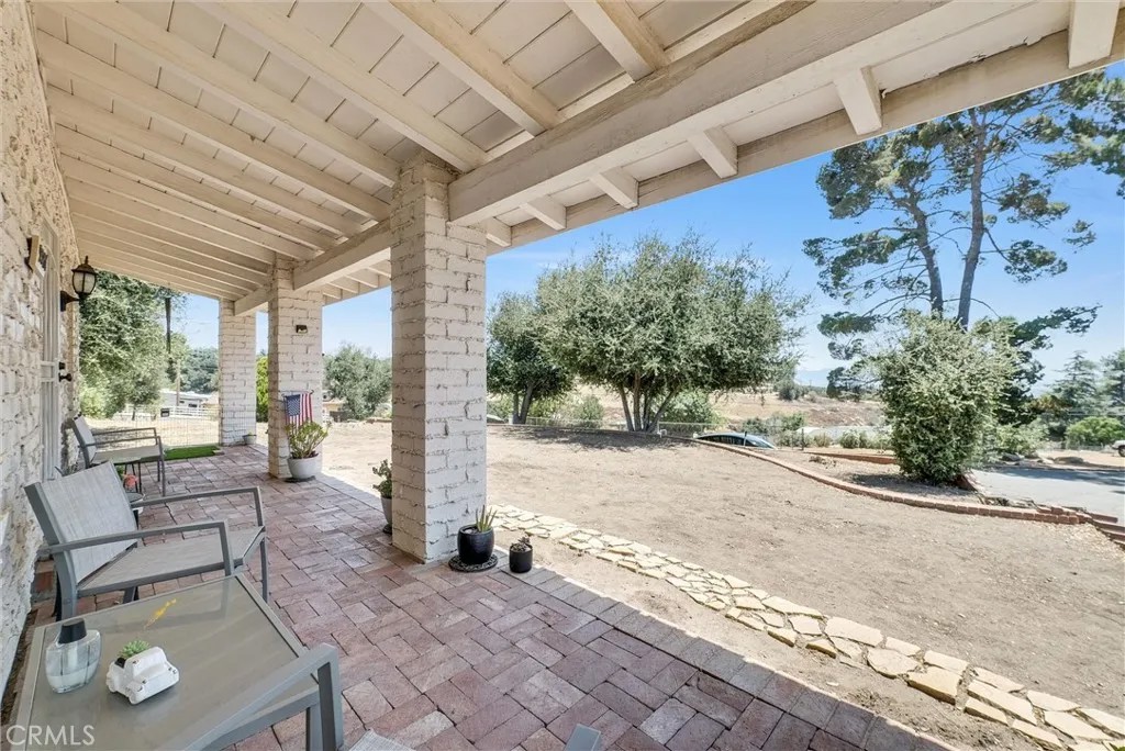 9385 Oak Glen Road