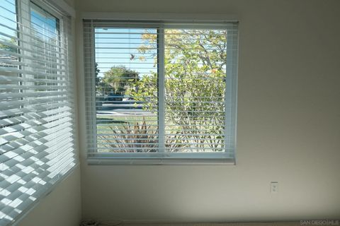 Tiny photo for 4835 Glenhaven Dr, Oceanside, CA 92056 (MLS # 250045473)