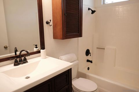 Tiny photo for 4835 Glenhaven Dr, Oceanside, CA 92056 (MLS # 250045473)