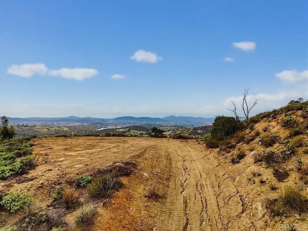 Photo of 15370 Lazy Creek Rd, El Cajon, CA 92021 (MLS # PTP2608095)