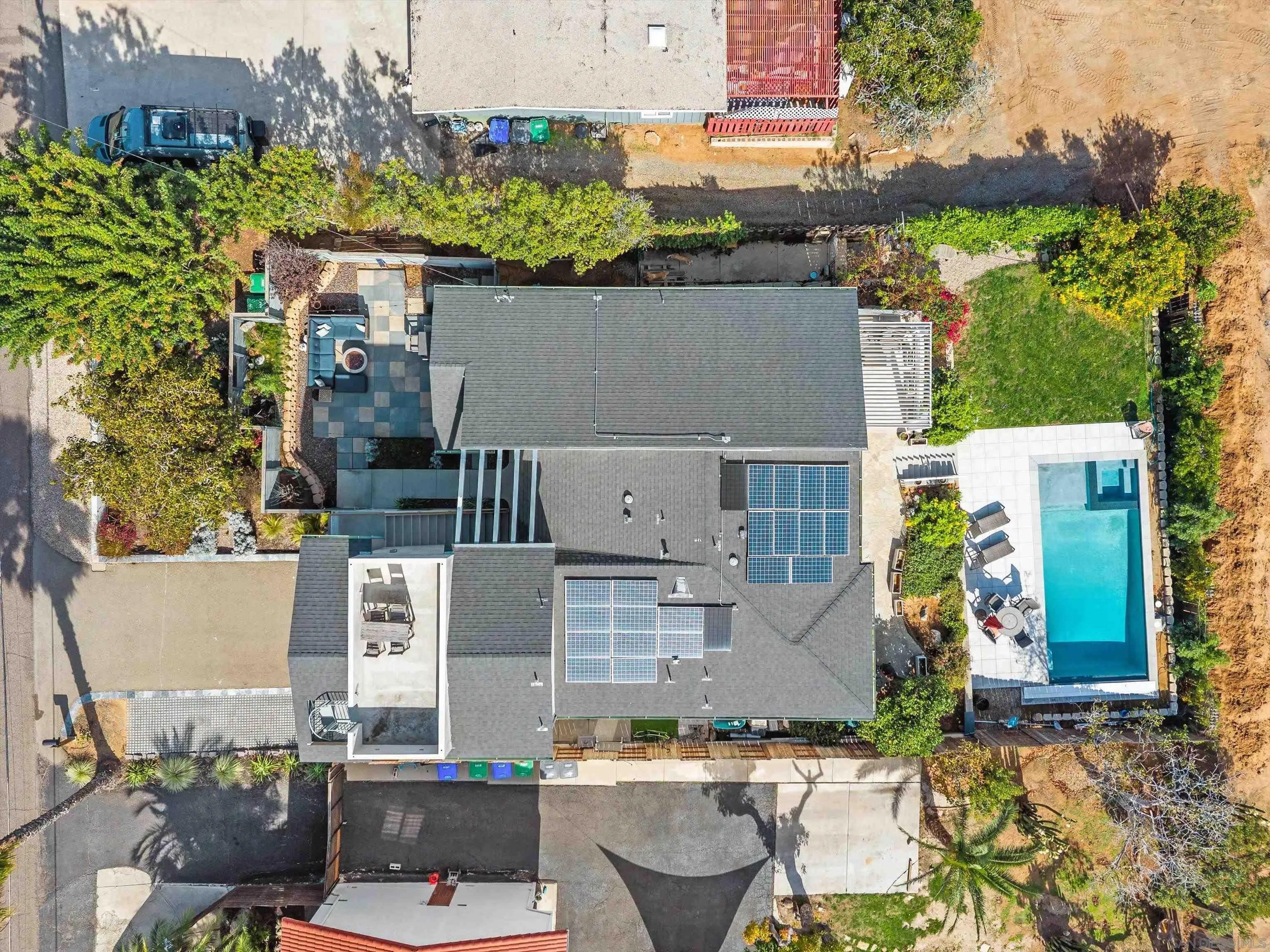 2640 Highland