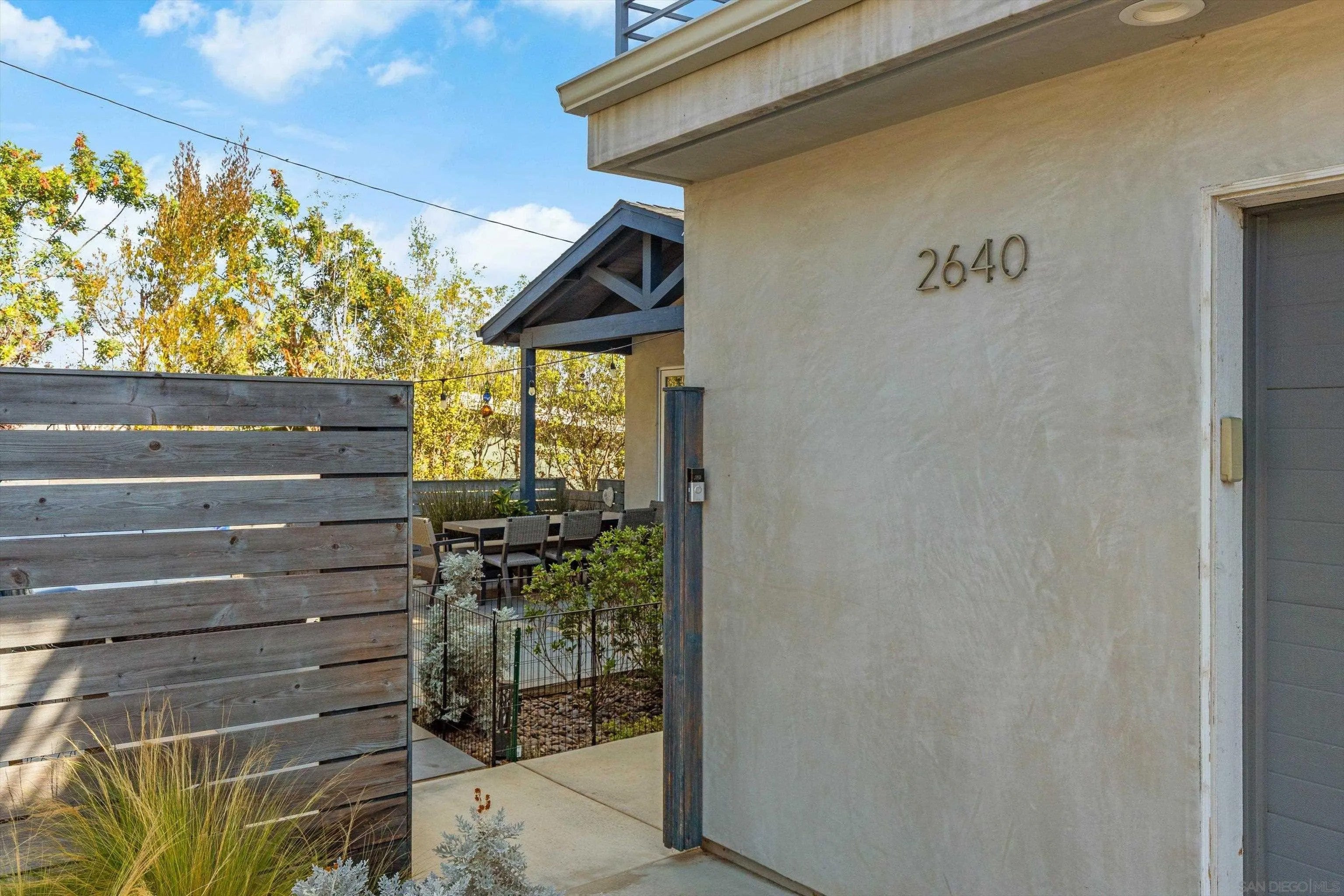 2640 Highland