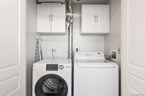 Tiny photo for 555 Front St #1302, San Diego, CA 92101 (MLS # 250043476)