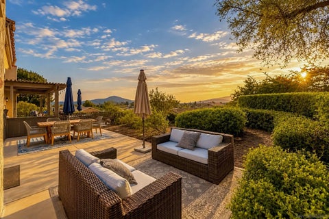 Photo of 1318 Gary Ln, Escondido, CA 92026 (MLS # 260024939)