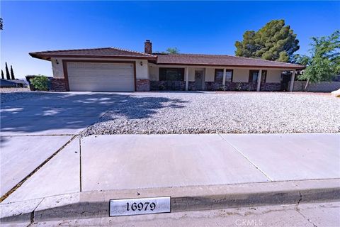 Photo of 16979 Cherry Hill Drive, Victorville, CA 92395 (MLS # CV26086715)