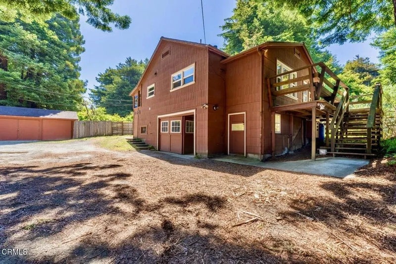 18961 Symes Lane