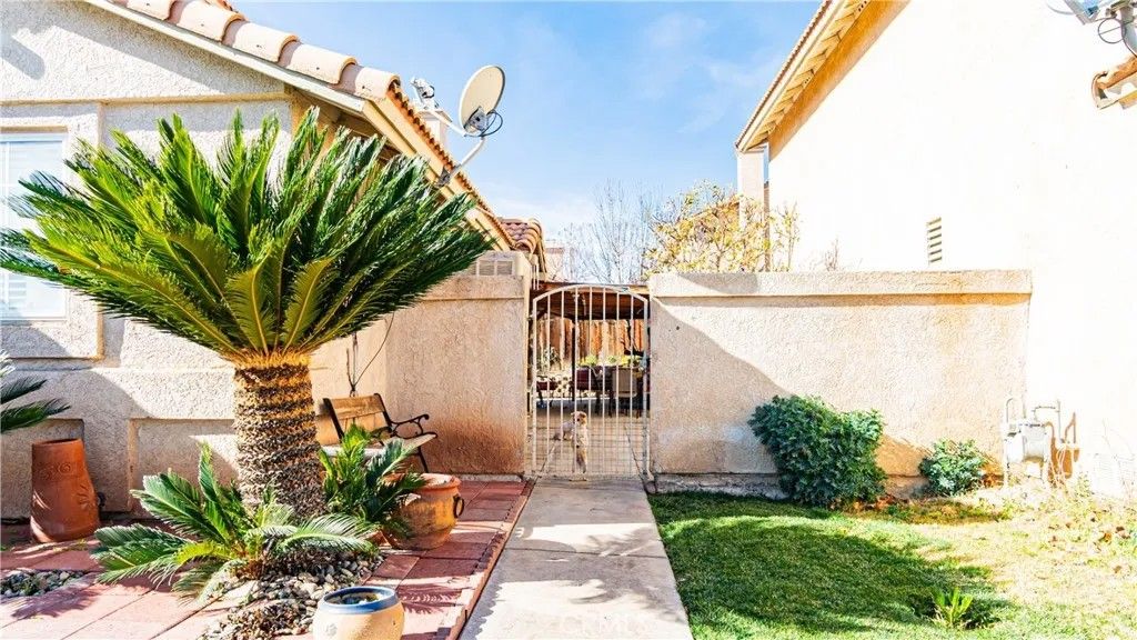 Photo of 12450 Silverwood Lane, Victorville, CA 92395 (MLS # CV26011462)