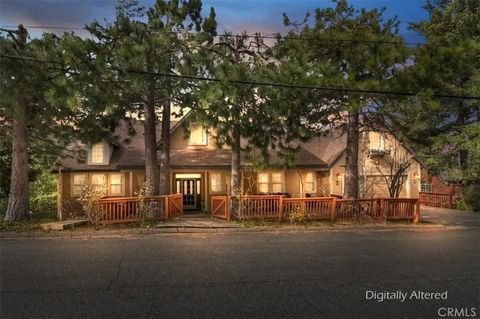 Photo of 1254 Calgary Dr, Lake Arrowhead, CA 92352 (MLS # IG26038846)