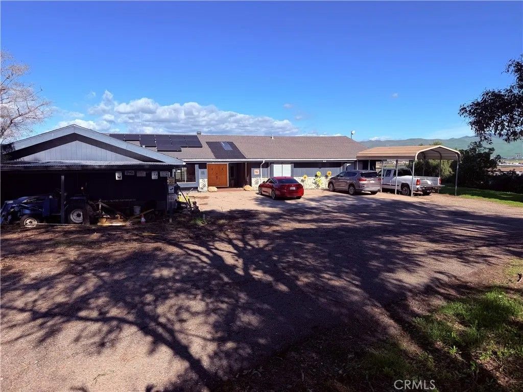 Photo of 2075 Cambridge Way, Santa Maria, CA 93454 (MLS # PI26006483)