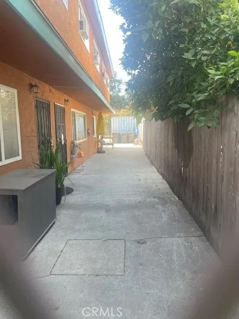 1240 W 19th