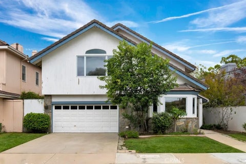 Photo of 32230 Oakshore Drive, Westlake Village, CA 91361 (MLS # SR26222436)