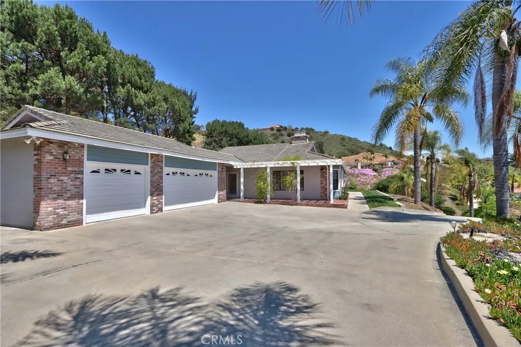 3456 Los Sicomoros Lane