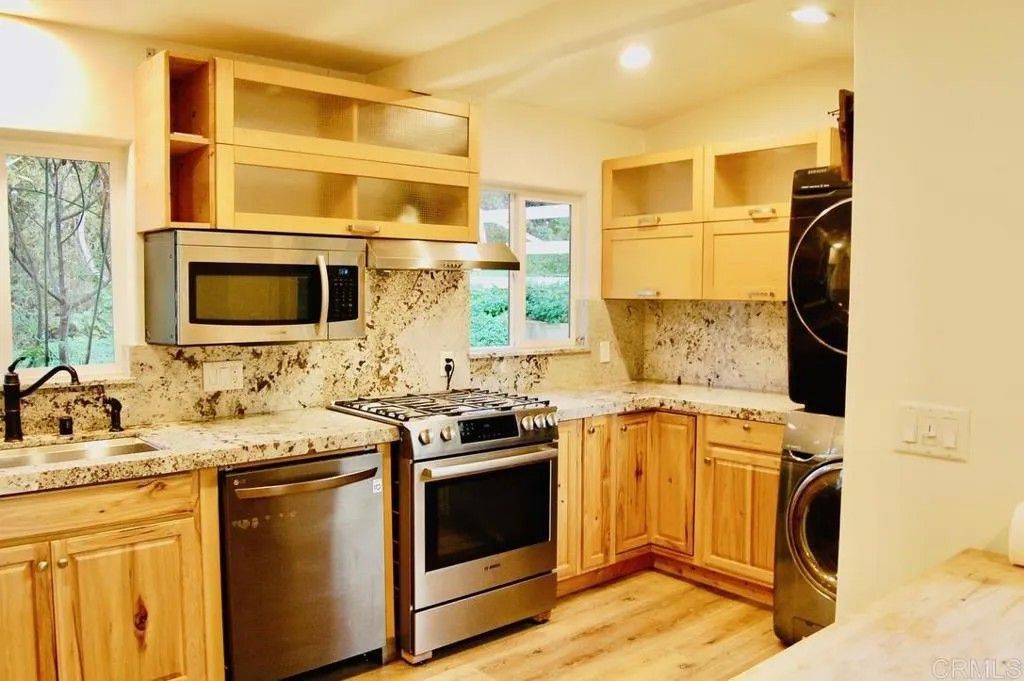 Photo of 736 Mar Vista, Vista, CA 92081 (MLS # NDP2511606)