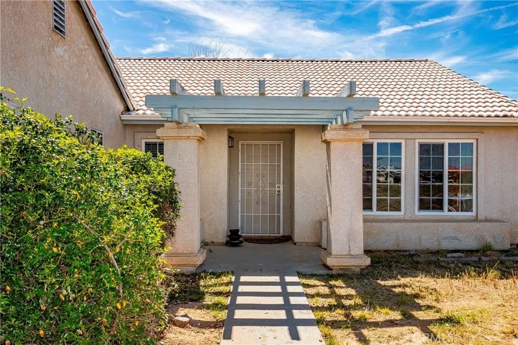 Photo of 9020 Redwood Blvd, California City, CA 93505 (MLS # SR26040122)