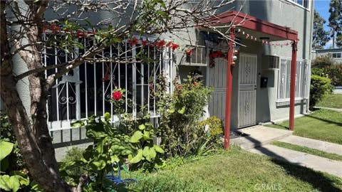 Photo of 2101 S Pacific Ave, Santa Ana, CA 92704 (MLS # PW26088299)