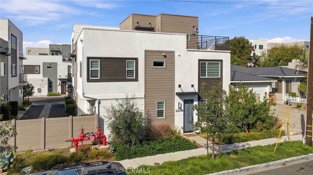 2908 Fisk Lane