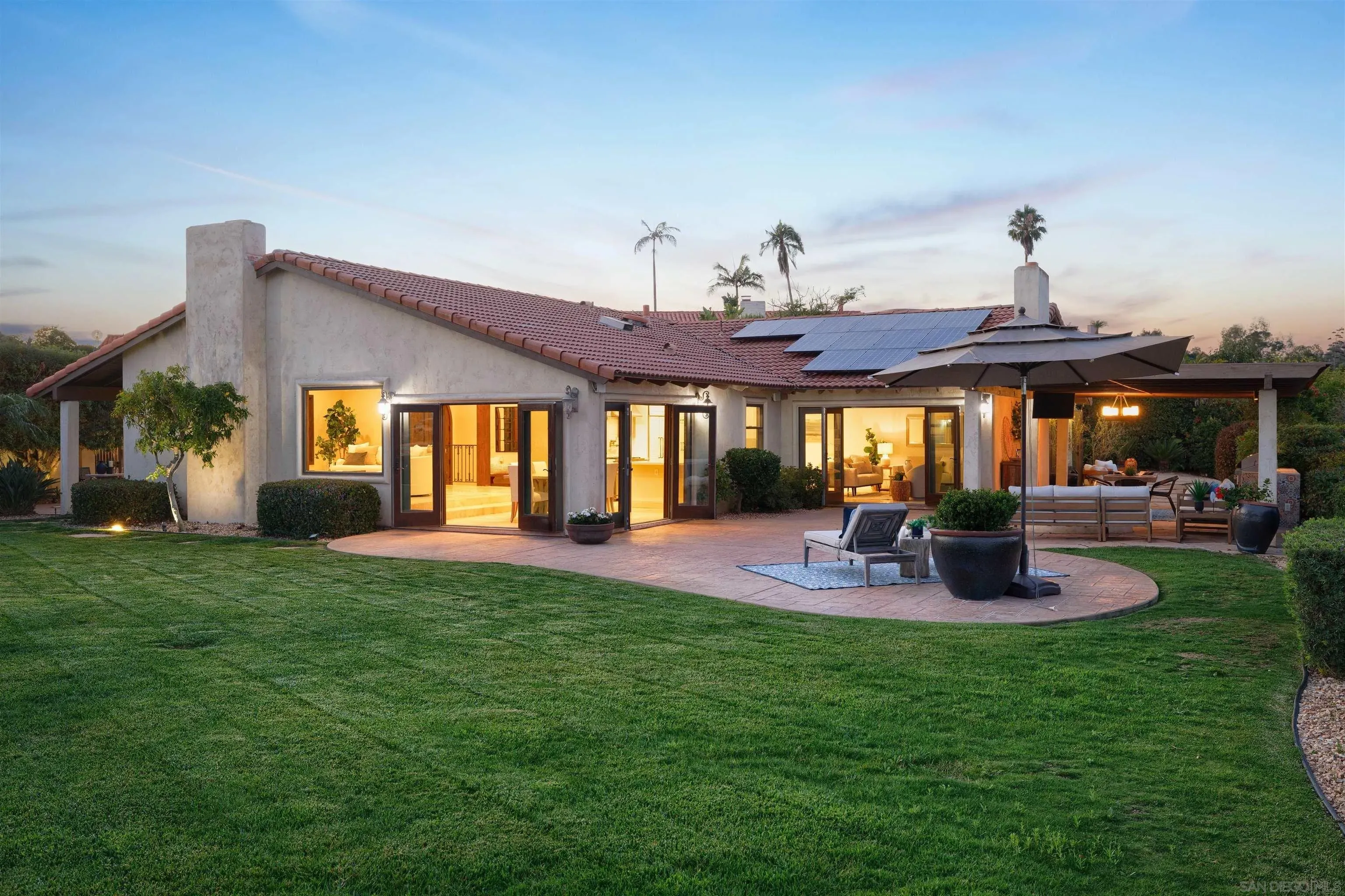 La Jolla, California 92037, United States, 4 Bedrooms Bedrooms, ,3 BathroomsBathrooms,Residential,Active,232652