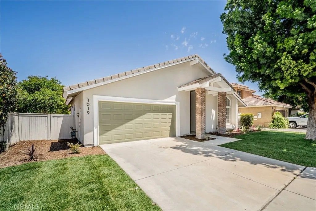 Photo of 1019 Mill Iron WAY, San Jacinto, CA 92583 (MLS # CV26092824)