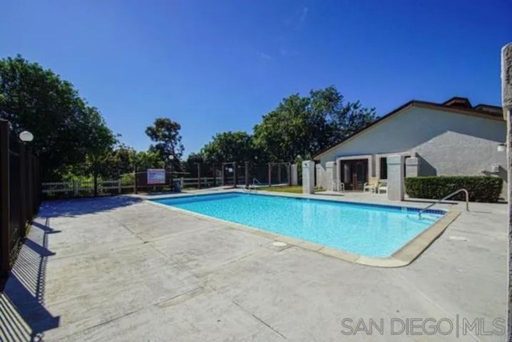 Photo of 1691 Melrose Ave H Ave, Chula Vista, CA 91911 (MLS # 260007314)