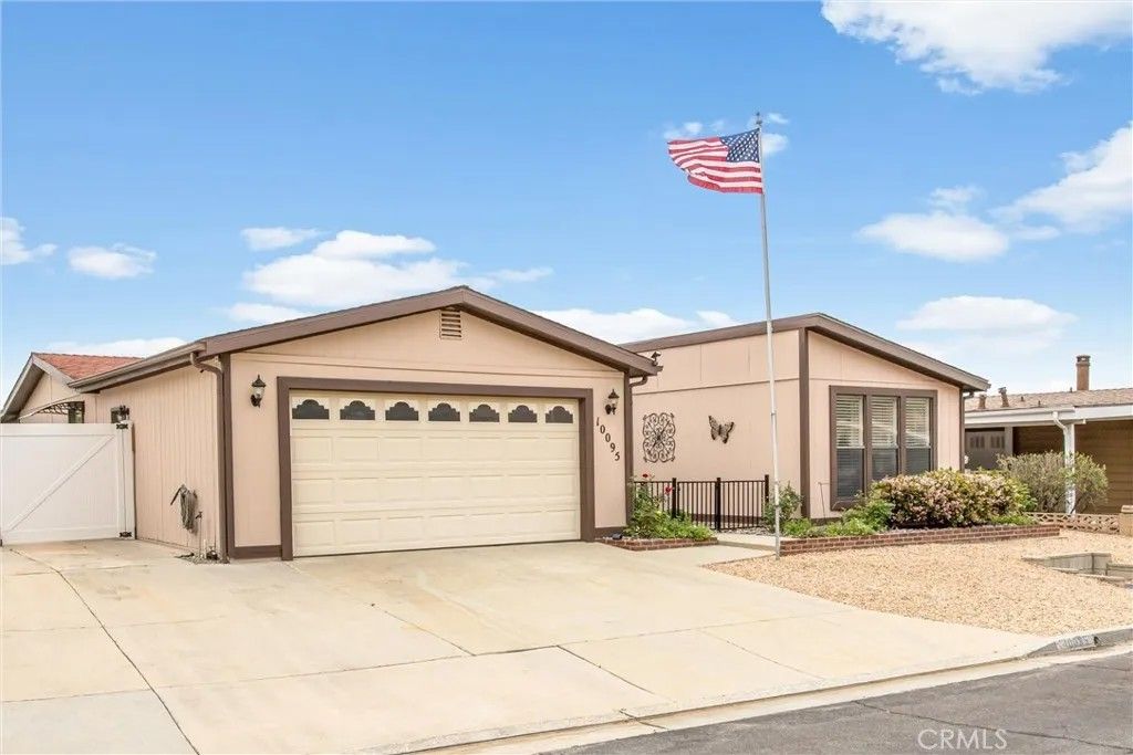 Photo of 10095 Chisholm Trail, Beaumont, CA 92223 (MLS # IG26070202)