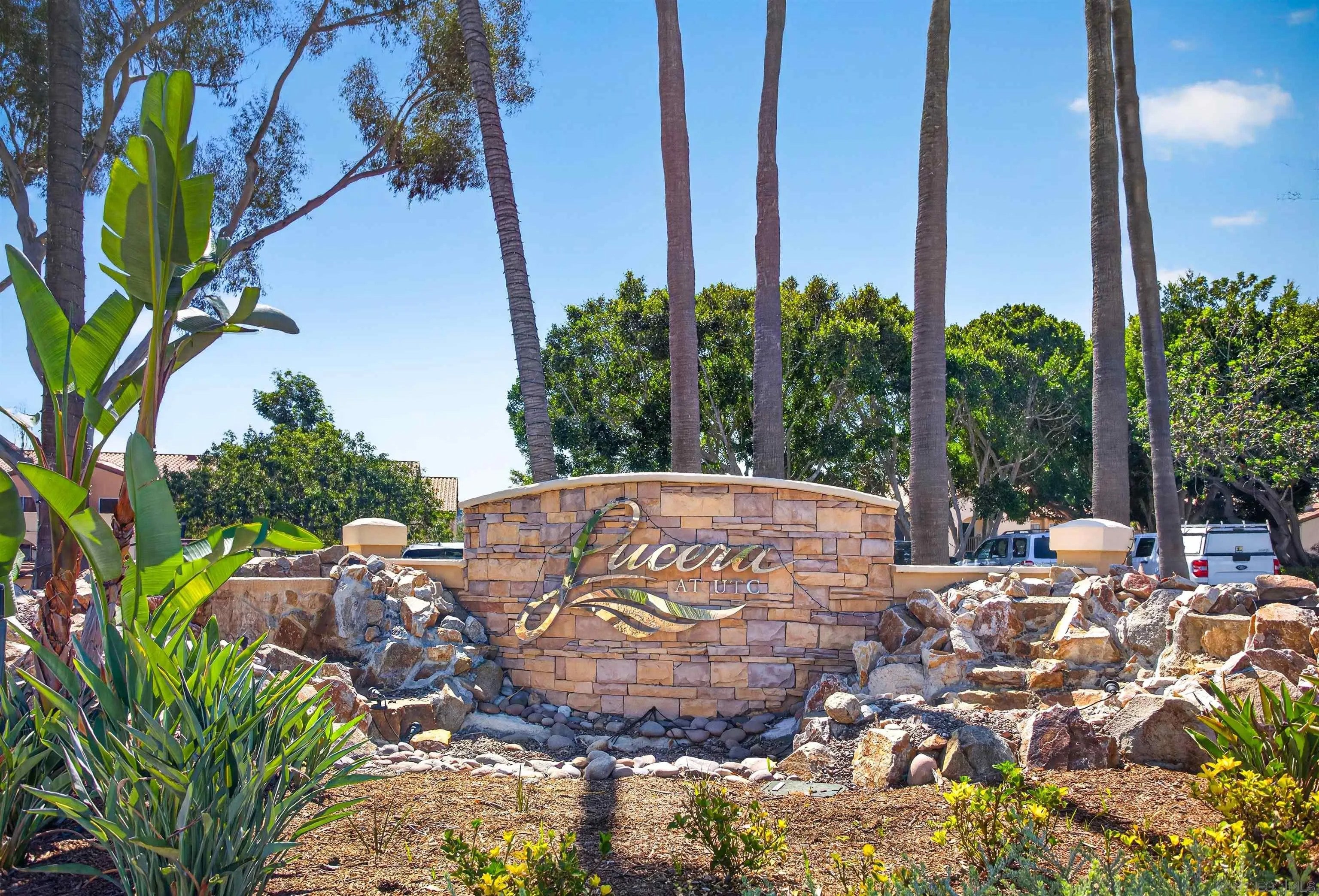 7120 Shoreline Dr 2303