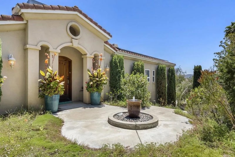 4476 Fallsbrae Road