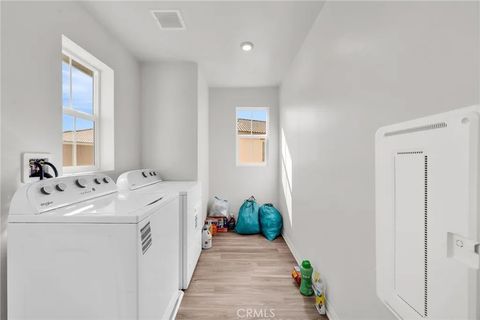 Tiny photo for 1744 Wisteria Dr, San Jacinto, CA 92583 (MLS # SW25246212)