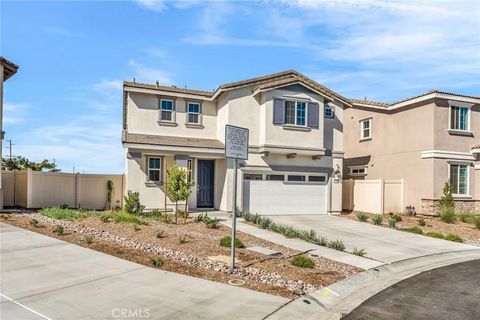 Tiny photo for 1744 Wisteria Dr, San Jacinto, CA 92583 (MLS # SW25246212)