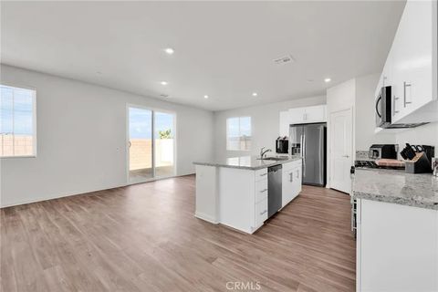 Tiny photo for 1744 Wisteria Dr, San Jacinto, CA 92583 (MLS # SW25246212)