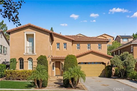 Photo of 2691 E Stearns St, Brea, CA 92821 (MLS # AR25249011)