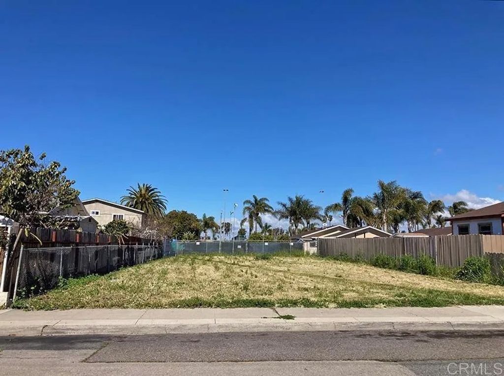Photo of 1432 Buena St, Oceanside, CA 92058 (MLS # NDP2602025)