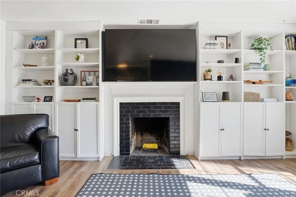 Photo of 415 E Green Street, Claremont, CA 91711 (MLS # PF26005642)