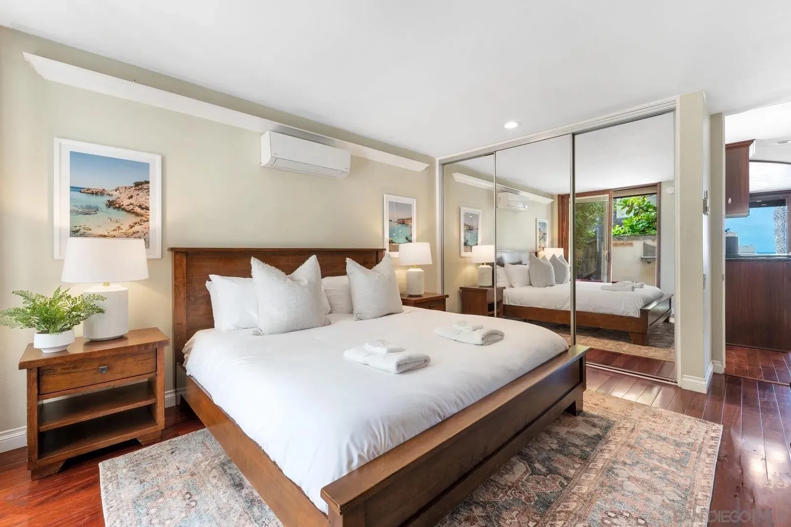 La Jolla, California 92037, United States, 4 Bedrooms Bedrooms, ,4 BathroomsBathrooms,Residential,Active,166441