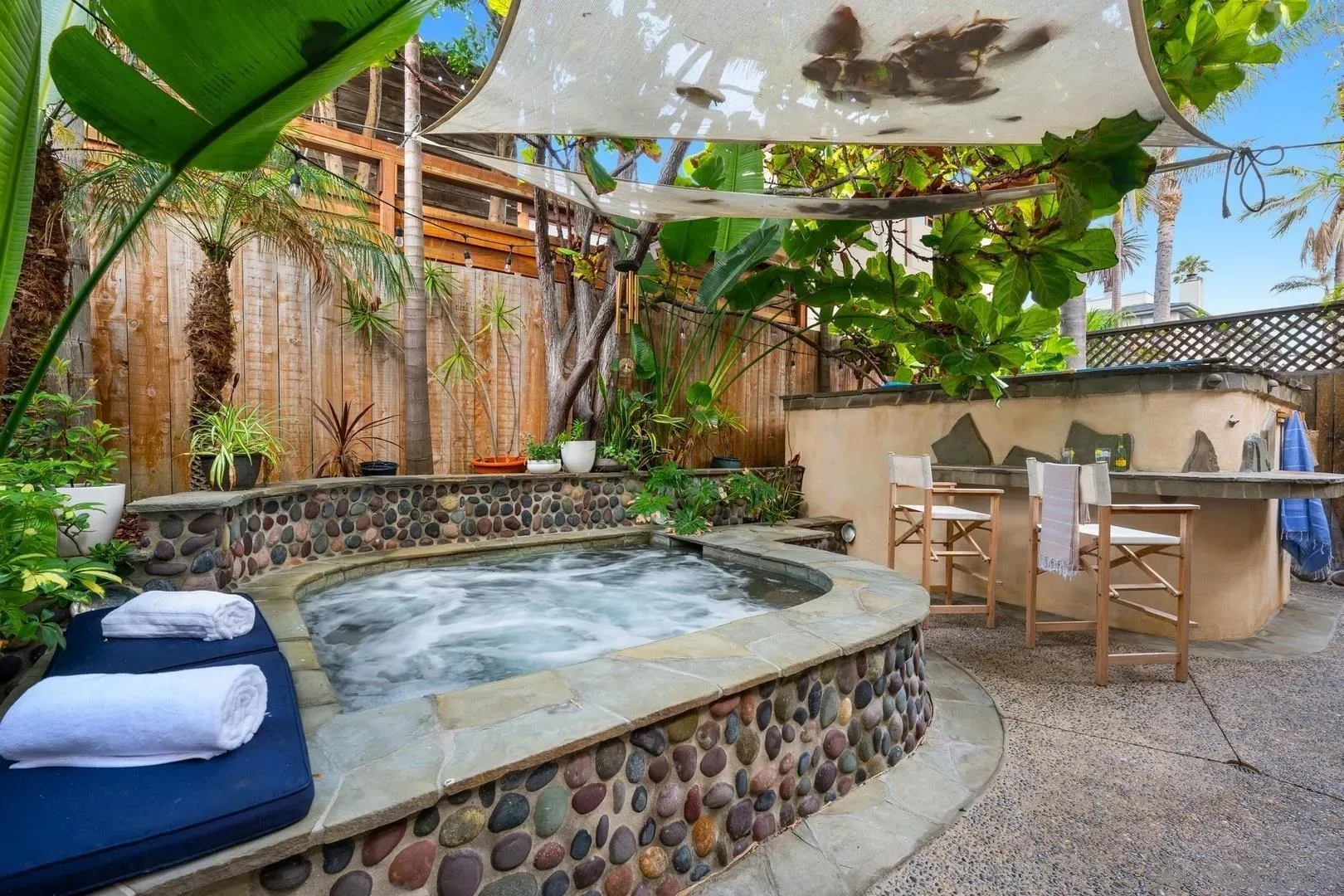 La Jolla, California 92037, United States, 4 Bedrooms Bedrooms, ,4 BathroomsBathrooms,Residential,Active,166441