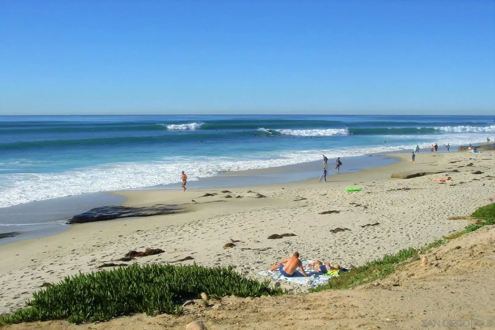 La Jolla, California 92037, United States, 4 Bedrooms Bedrooms, ,4 BathroomsBathrooms,Residential,Active,166441