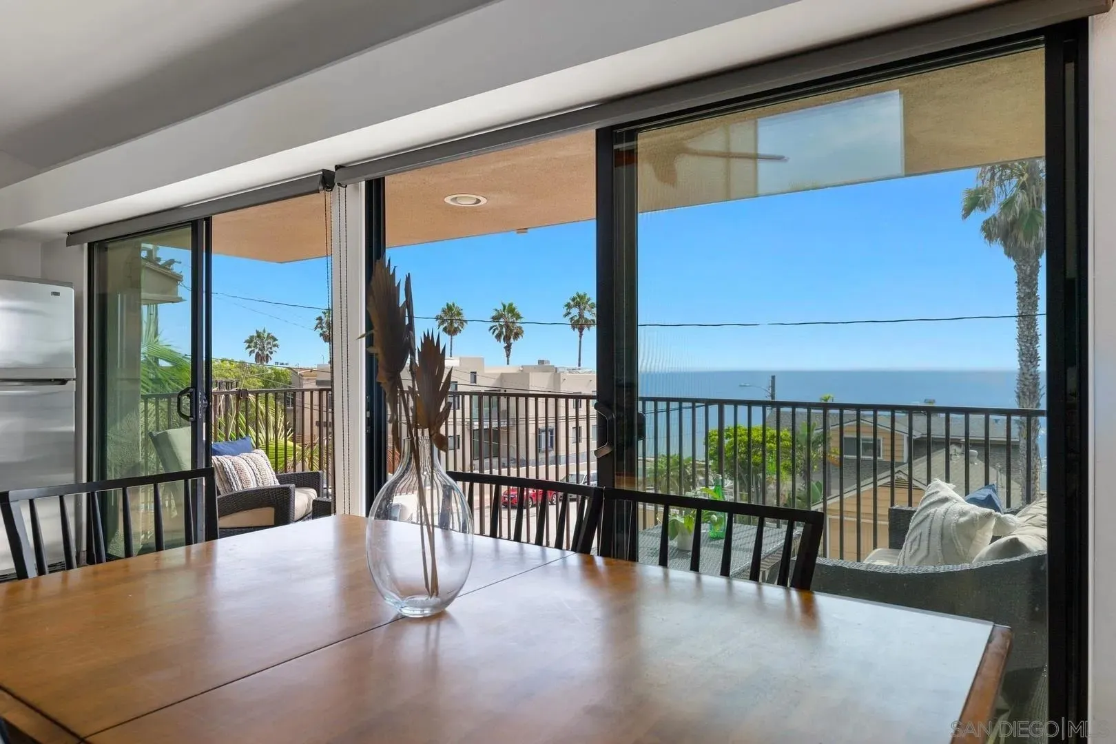 La Jolla, California 92037, United States, 4 Bedrooms Bedrooms, ,4 BathroomsBathrooms,Residential,Active,166441