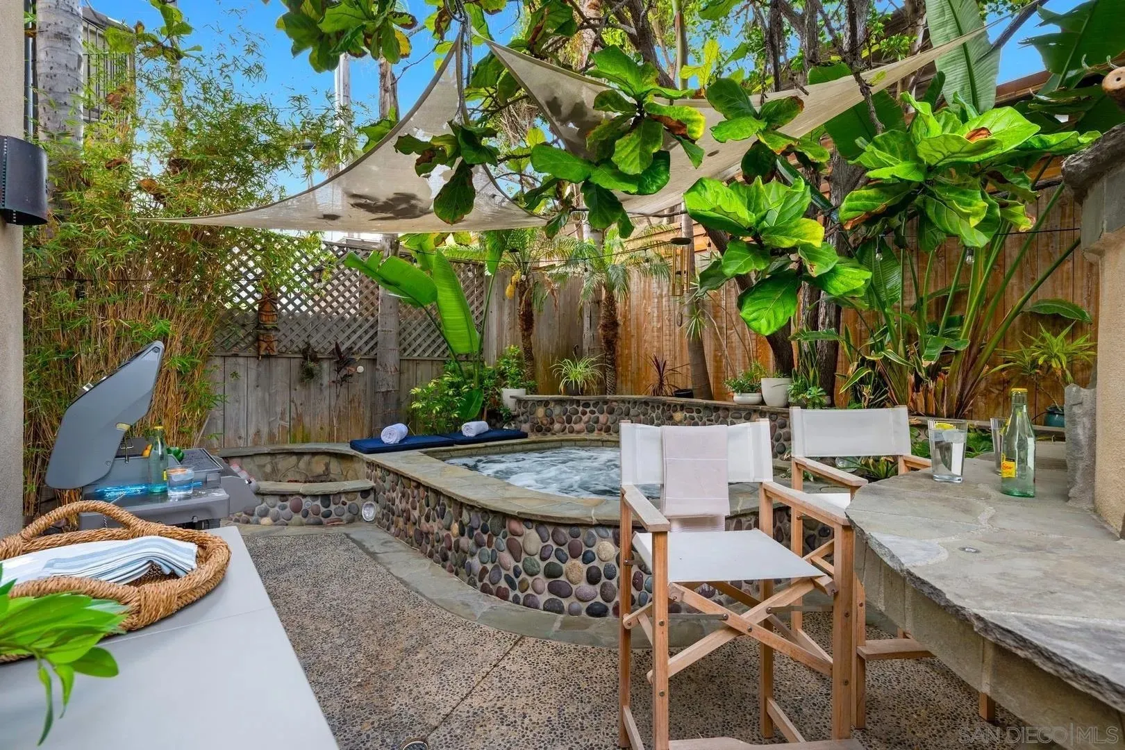 La Jolla, California 92037, United States, 4 Bedrooms Bedrooms, ,4 BathroomsBathrooms,Residential,Active,166441