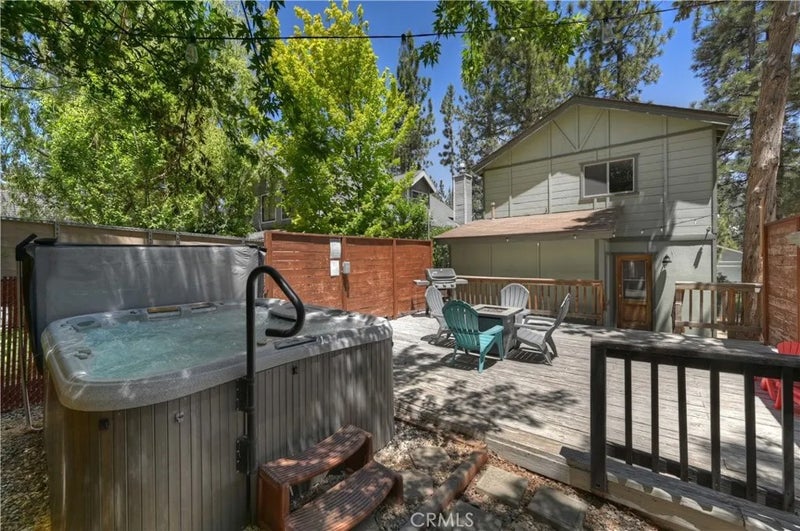 218 E Barker Boulevard