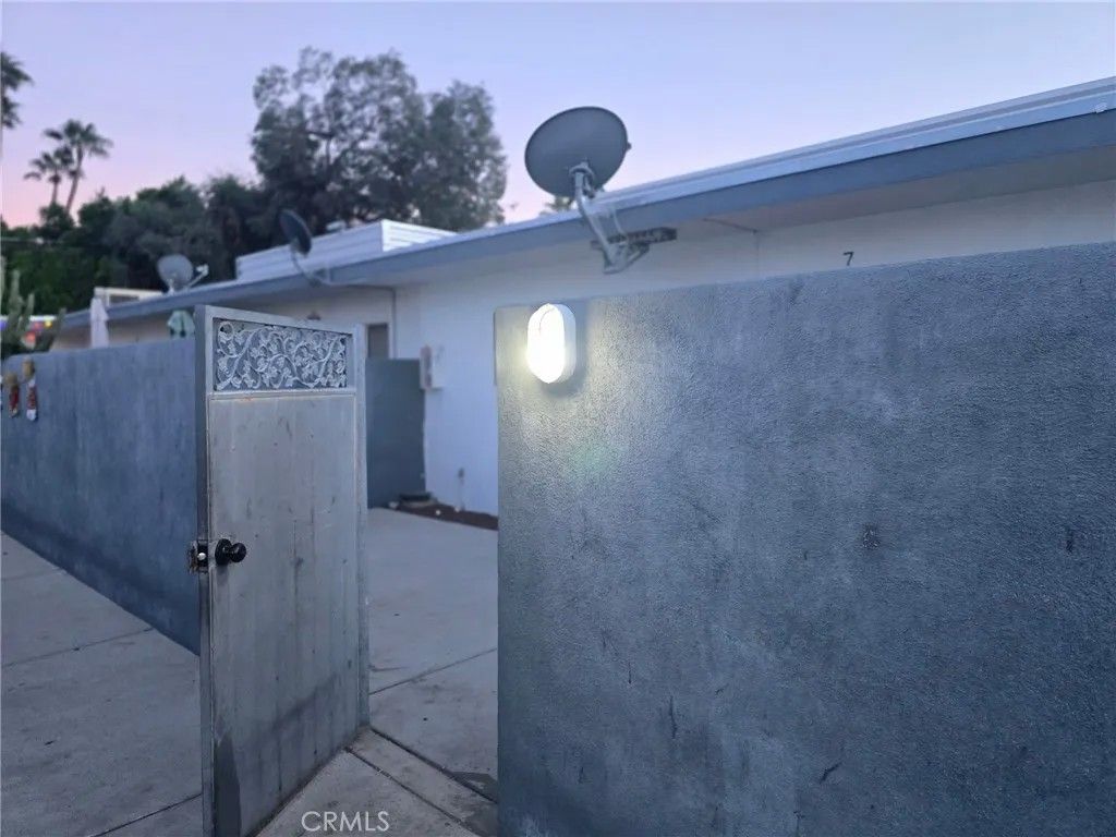 Photo of 238 S Saturmino #7, Palm Springs, CA 92262 (MLS # CV25269598)