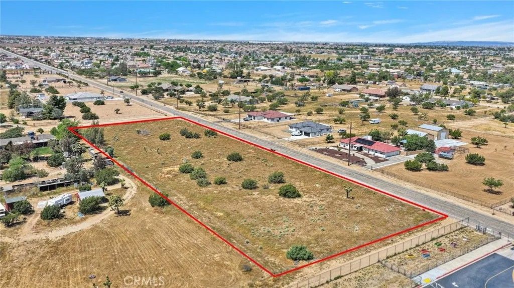 Photo of 0 Oakwood, Hesperia, CA 92345 (MLS # OC26094260)