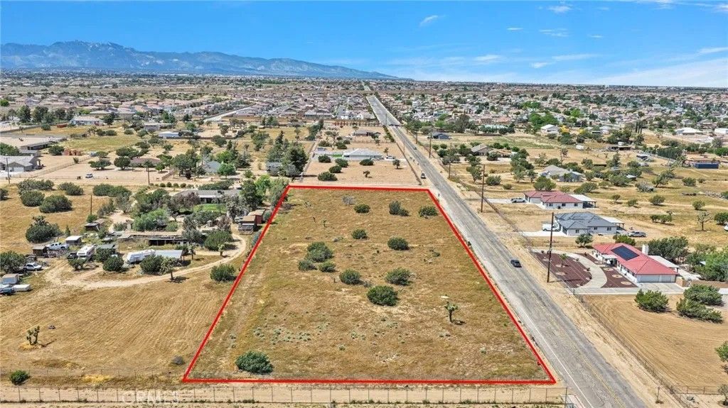 Photo of 0 Oakwood, Hesperia, CA 92345 (MLS # OC26094260)