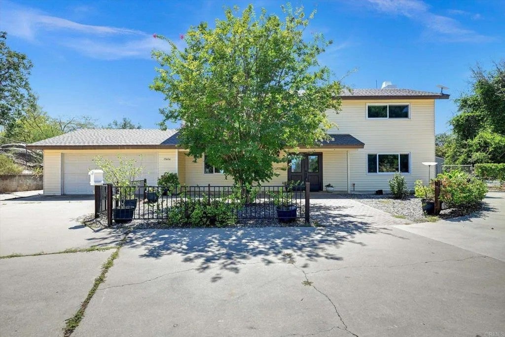 15436 Las Manzanitas Road