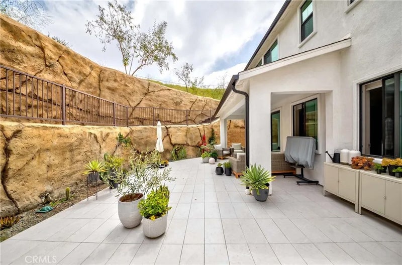 1613 Veridian Lane