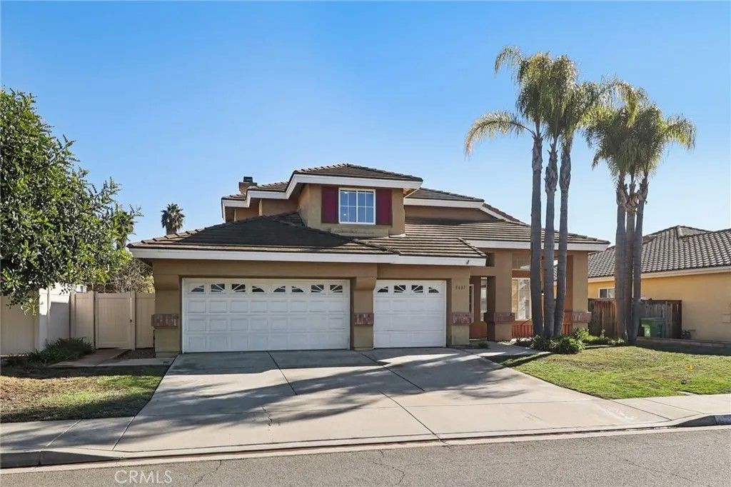 Photo of 5667 Dartmoor Circle, Oceanside, CA 92057 (MLS # OC25276509)