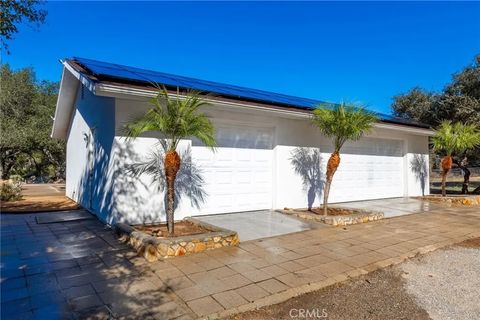 Tiny photo for 6472 Rainbow Heights, Rainbow, CA 92028 (MLS # ND25247164)