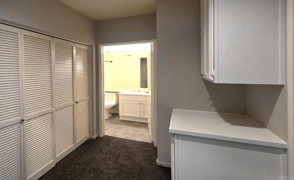 1872 Matin Circle 204