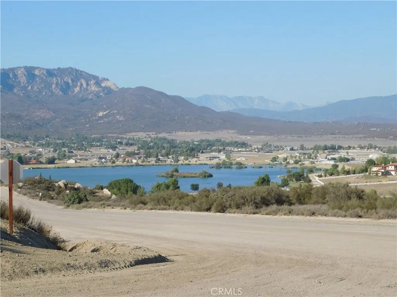 753 Rolling Hills