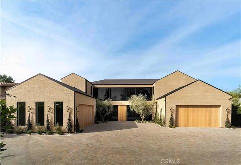 4543 Densmore Avenue Encino CA 91436