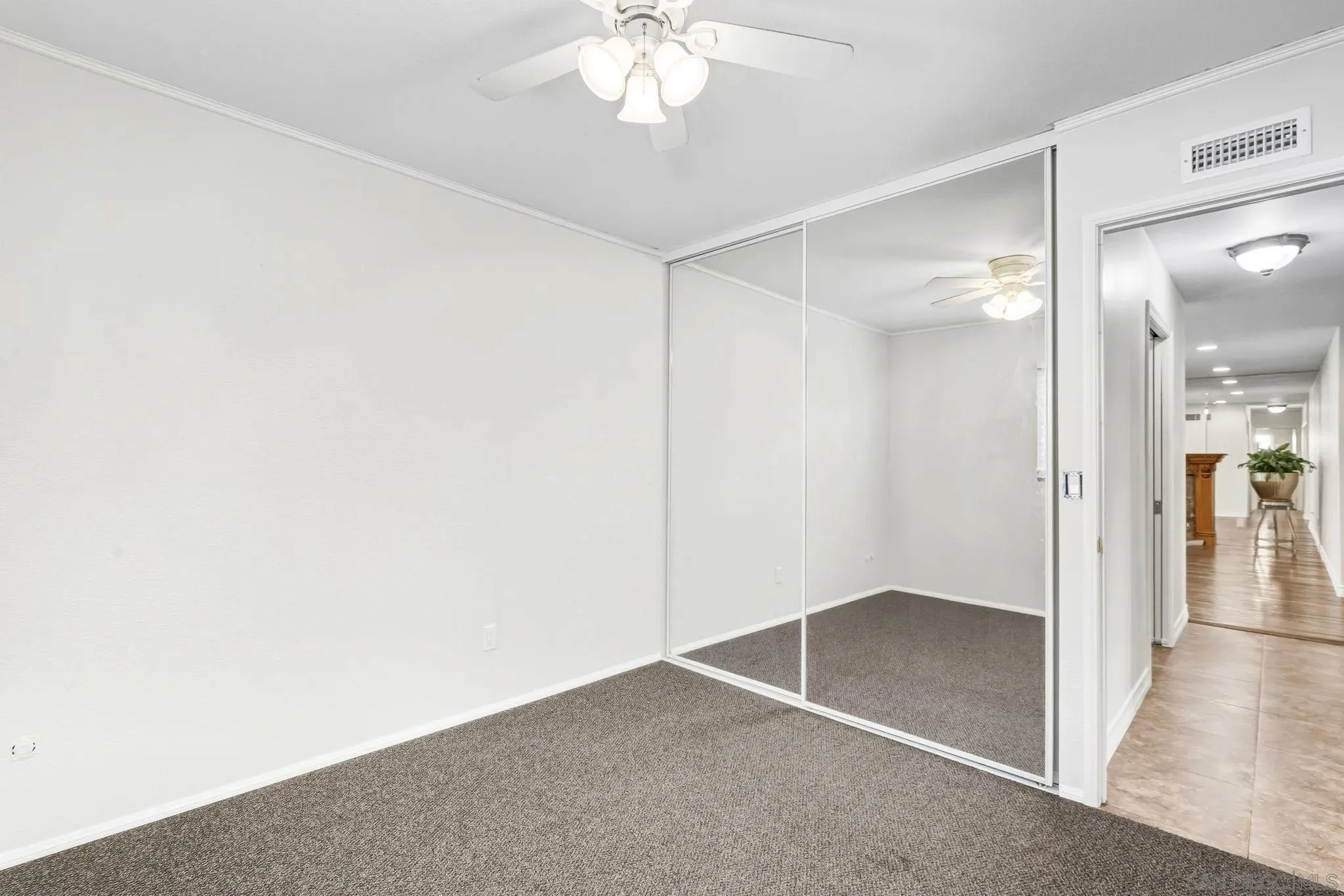 San Diego, California 92114, United States, 3 Bedrooms Bedrooms, ,2 BathroomsBathrooms,Residential,Active,251795