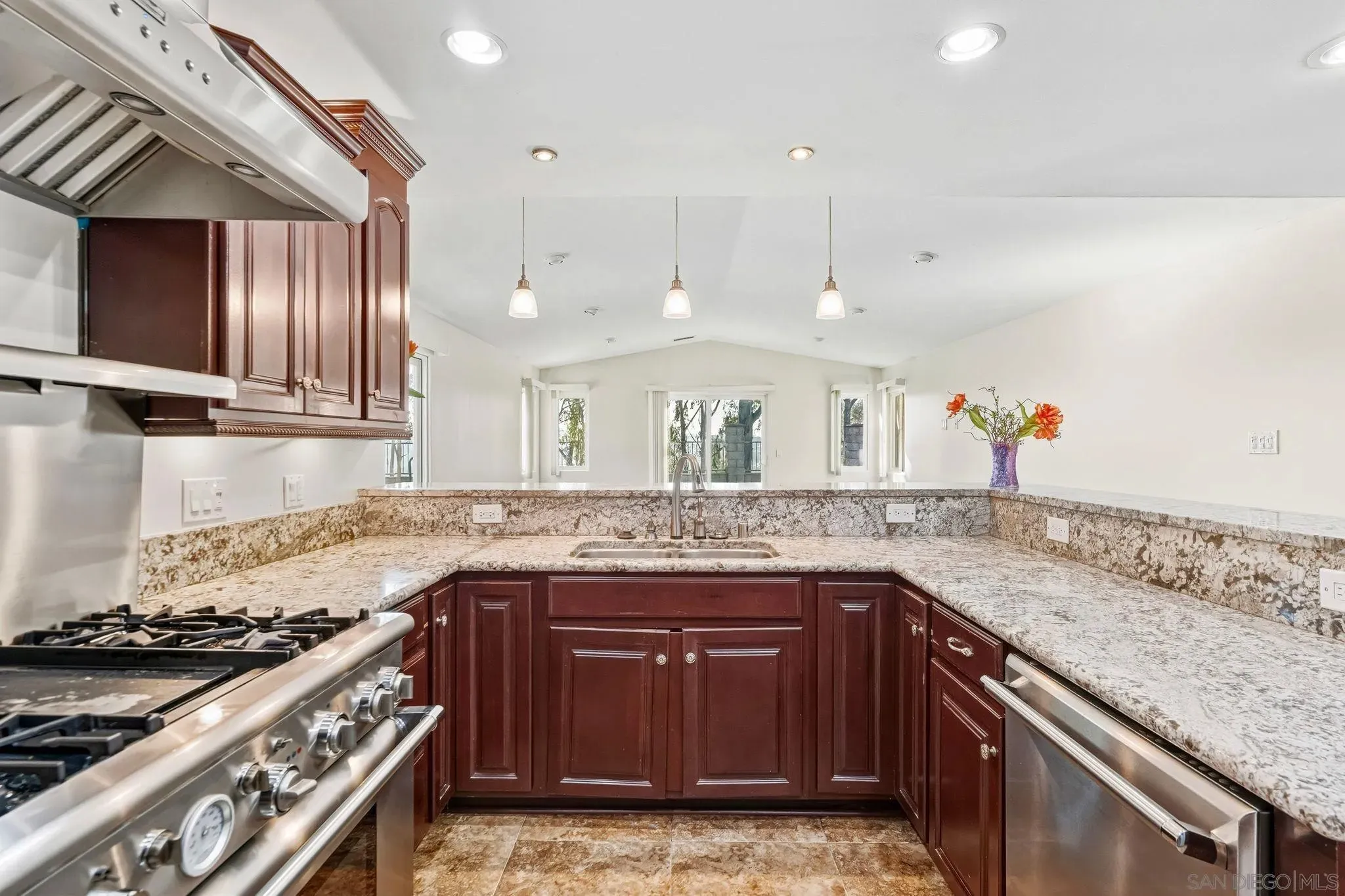 San Diego, California 92114, United States, 3 Bedrooms Bedrooms, ,2 BathroomsBathrooms,Residential,Active,251795